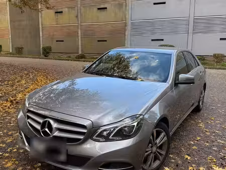 Mercedes-Benz Classe E E 200 2.1 136