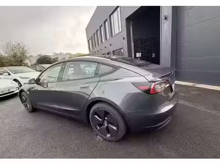 Tesla Model 3 Standard Plus 325