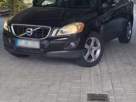 Volvo XC60 2.4 175