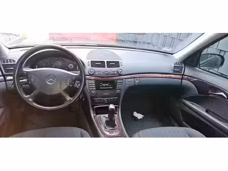 Mercedes-Benz Classe E E 220 2.1 150