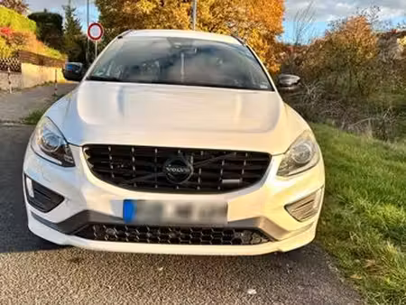 Volvo XC60 D4 2.4 181 R Design 4x4