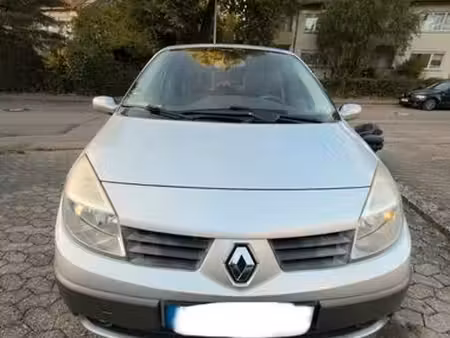 Renault Scénic 1.9 dCi 131