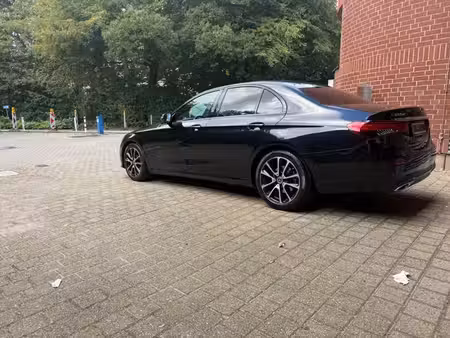 Mercedes-Benz Classe E E 220 AMG Line 4Matic