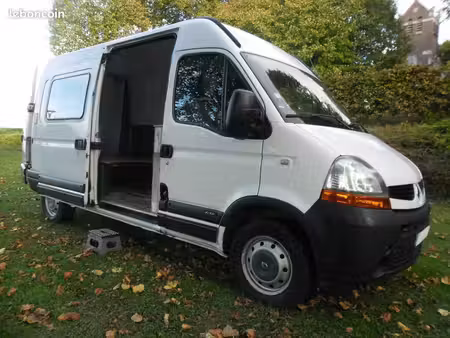 Renault Master 2.5 dCi 100