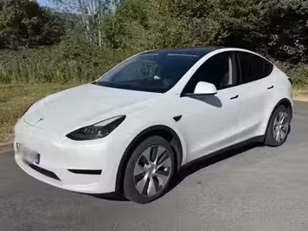 Tesla Model Y Grande Autonomie