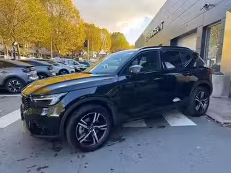 Volvo XC40 B3 2.0 163