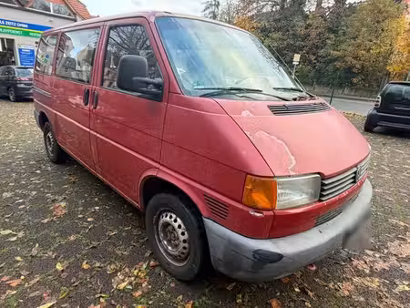 Volkswagen Transporter T4 2.5 TDI 88