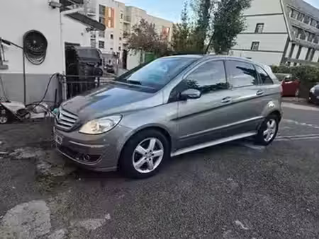 Mercedes-Benz Classe B B 200