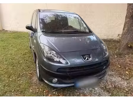 Peugeot 1007 
