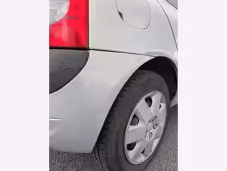Renault Clio 16S 1.4 100 Luxe Privilège