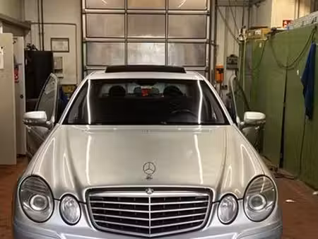 Mercedes-Benz Classe E E 320 V6 3.0 224