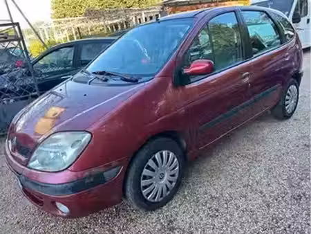 Renault Scénic 1.9 dCi Expression