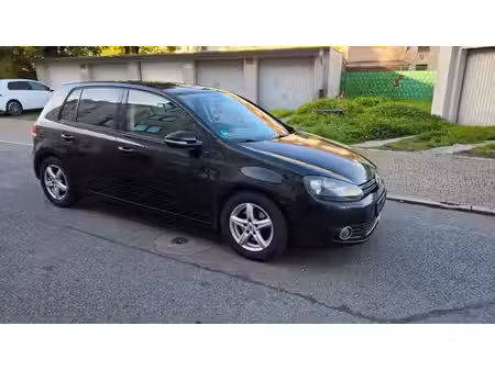 Volkswagen Golf 2.0 TDI 140