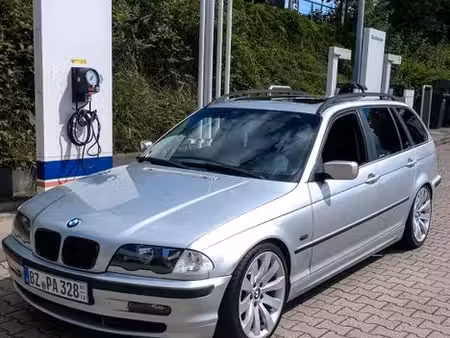 BMW Série 3 328i 2.8 193