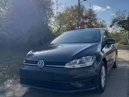 Volkswagen Golf 1.0 TSI