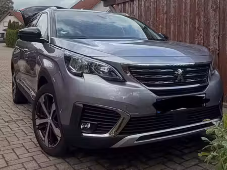 Peugeot 5008 1.5 HDi 130
