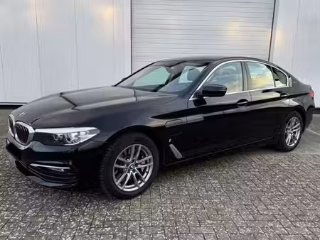 BMW Série 5 530e 2.0 252