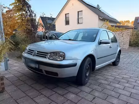 Volkswagen Golf 1.4 75