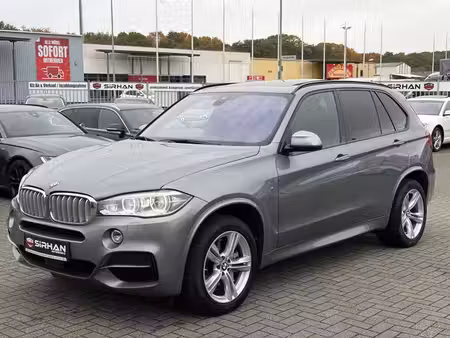 BMW X5 M50d 3.0 381