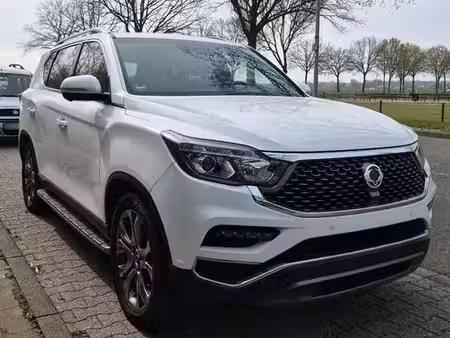 SsangYong Rexton 220 E XDI 2.2 181 4x4