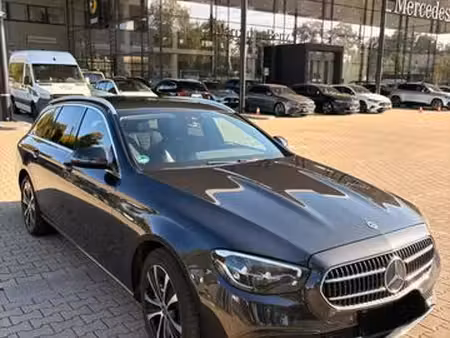 Mercedes-Benz Classe E E 300
