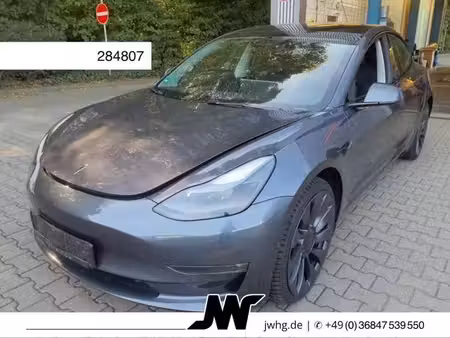 Tesla Model 3 Performance 482 PUP 4x4