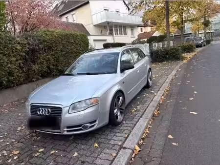Audi A4 V6 2.5 TDI 163