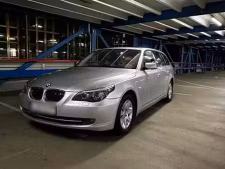 BMW Série 5 523i 2.5 190