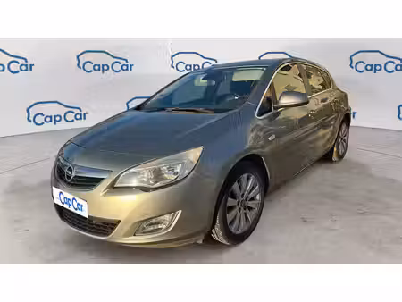 Opel Astra 1.7 CDTI 110 Cosmo