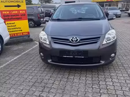 Toyota Auris 1.6 132