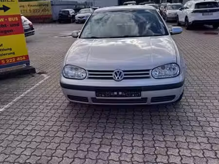 Volkswagen Golf 1.6 Confortline