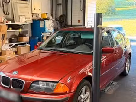 BMW Série 3 323i 2.5 170