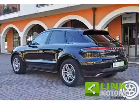 Porsche Macan Turbo 2.0 245 4x4