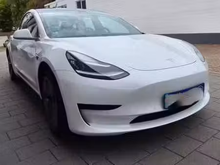 Tesla Model 3 Standard Plus