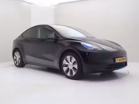 Tesla Model Y Standard 300