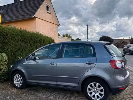Volkswagen Golf 1.6 FSI