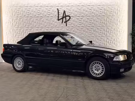 BMW Série 3 325i 2.5 192