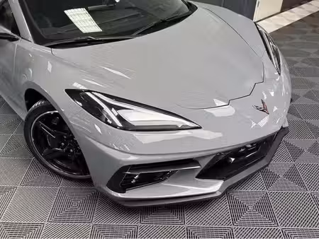 Corvette C8