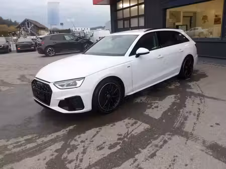 Audi A4 35 TFSI 2.0 TDI 150 S line