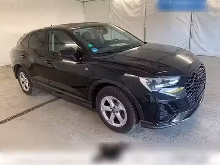 Audi Q3 2.0 Black Edition quattro