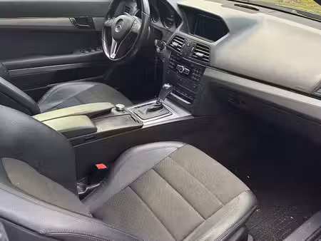 Mercedes-Benz Classe E E 200 2.0 184 Avantgarde