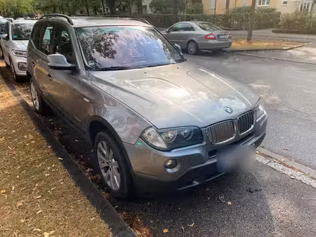 BMW X3 20i 2.5 218