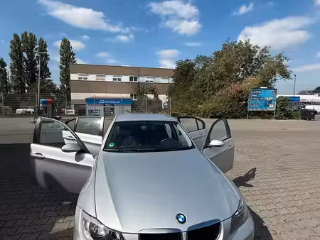 BMW Série 3 320i 2.0 150