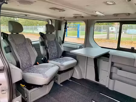 Opel Vivaro 2.5 CDTI 135