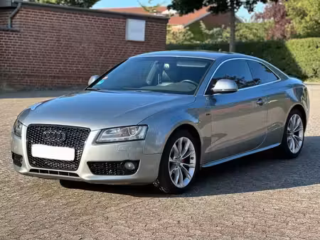 Audi A5 V6 3.0 TDI 240 S line quattro