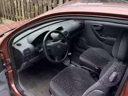 Opel Corsa 1.2 75