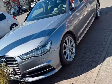 Audi A6 quattro