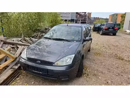 Ford Focus 1.6 100