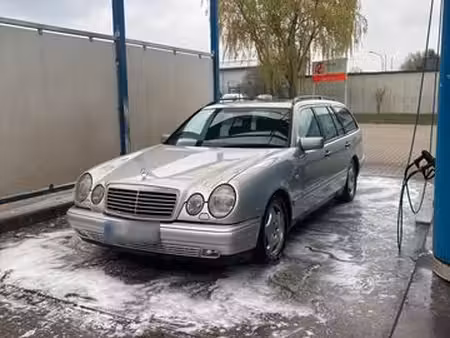 Mercedes-Benz Classe E E 300 V6 3.0 177