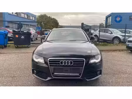 Audi A4 2.0 TDI 120 Attraction
